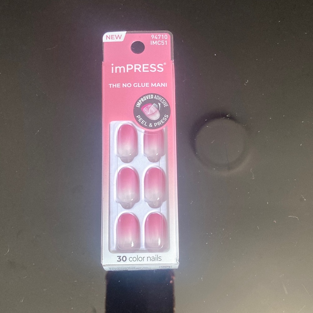 imPRESS Red No Glue Press-On Nails